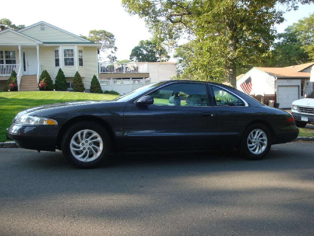Member Lincoln Mark VIII